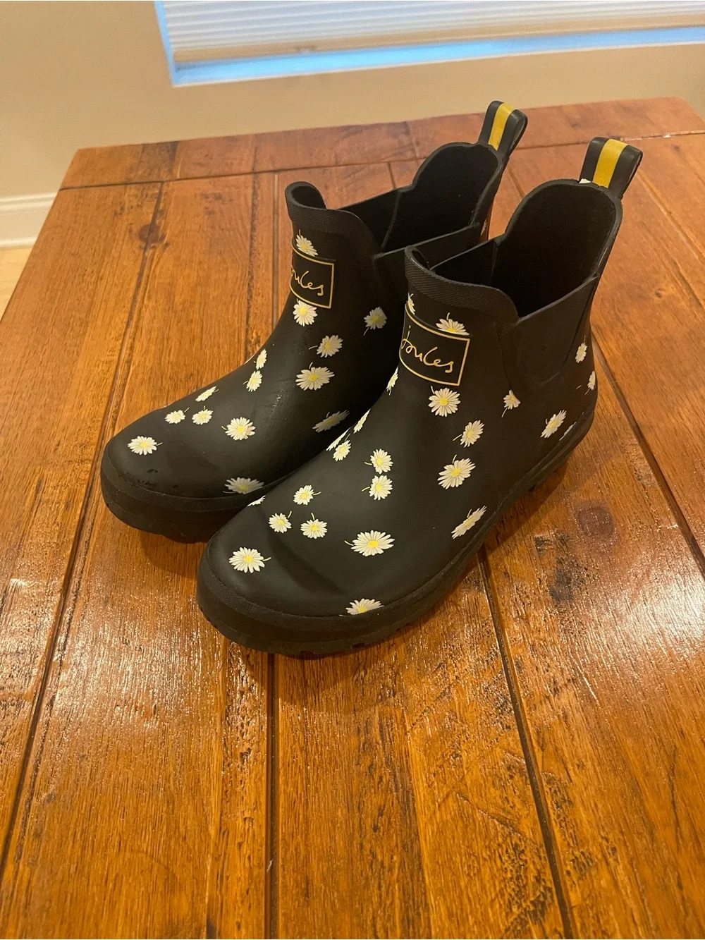 Joules Black Daisy Chelsea Rain Boots